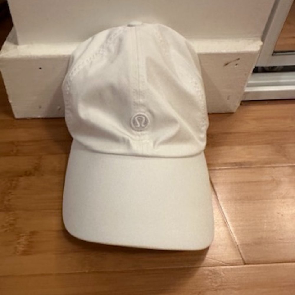 Lululemon Baller Hat *Logo